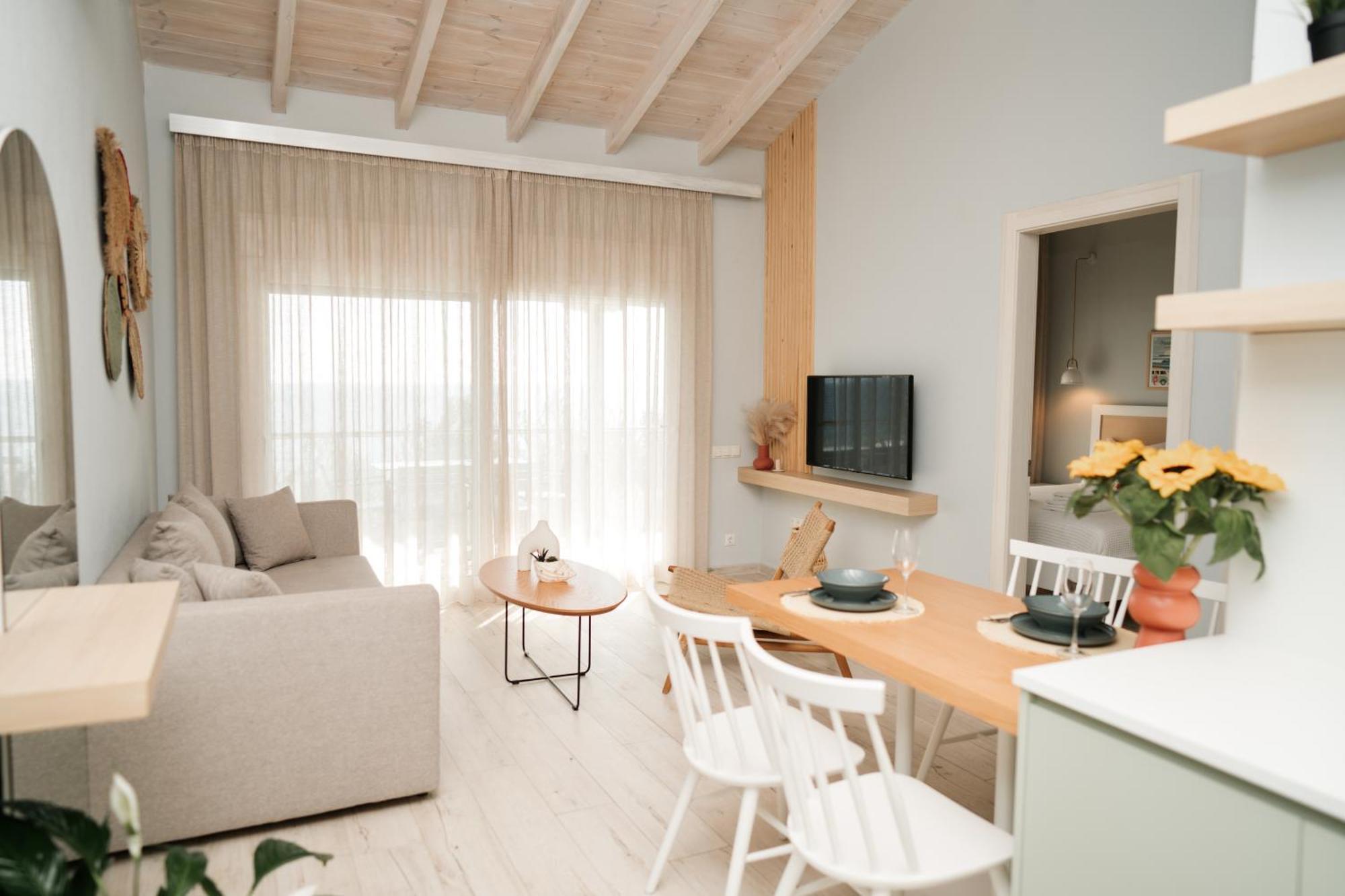Aegean View Villa Loutra Elevtheron エクステリア 写真